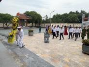 Xã Nghĩa Đàn dâng hương, báo công tại nghĩa trang liệt sỹ trước thềm Đại hội Đảng bộ xã lần thứ I, nhiệm kỳ 2025-2030